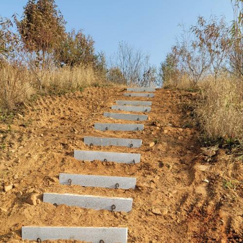 단양 묘지 계단 설치