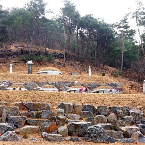 묘지 석축쌓기 발파석