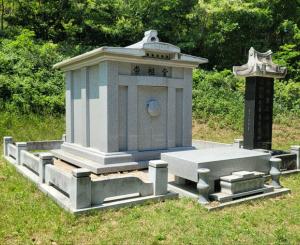 가족납골묘 가옥형